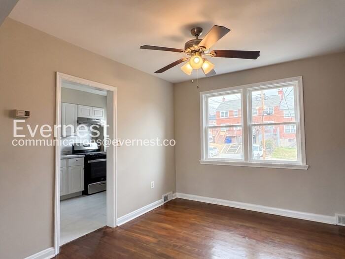 1408 Cedarcroft Rd - Photo 6 of 32