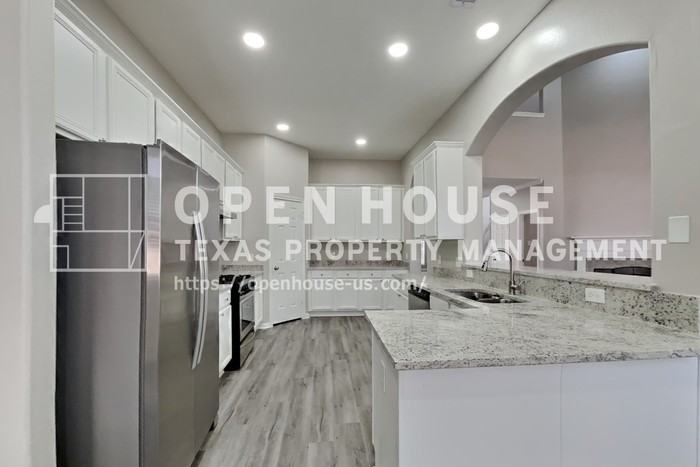 7015 Fountain Lilly Dr - Photo 6 of 26