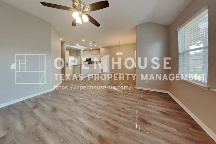 22451 Toronado Ridge Ln - Photo 5 of 21