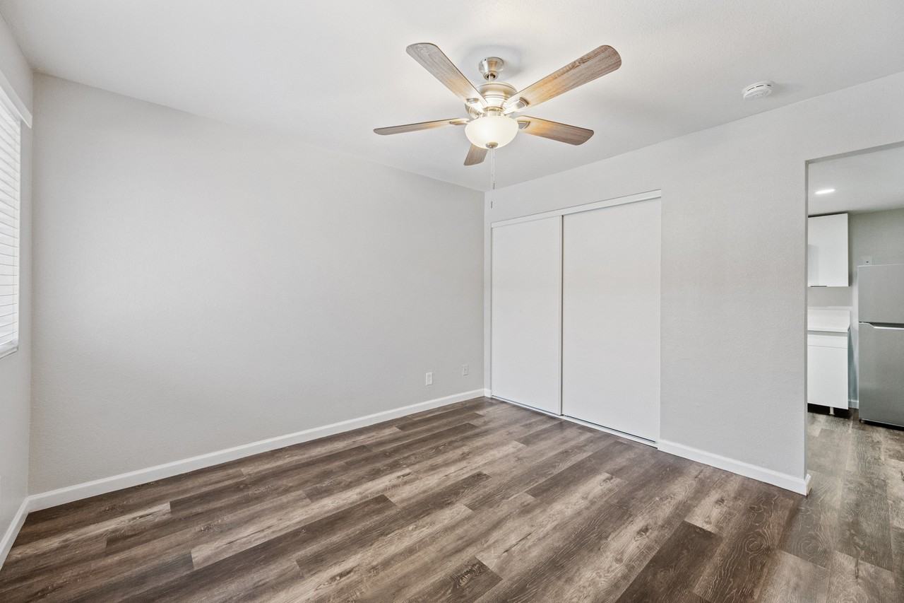 3025 North 32nd Street #34 - Photo 4 of 21