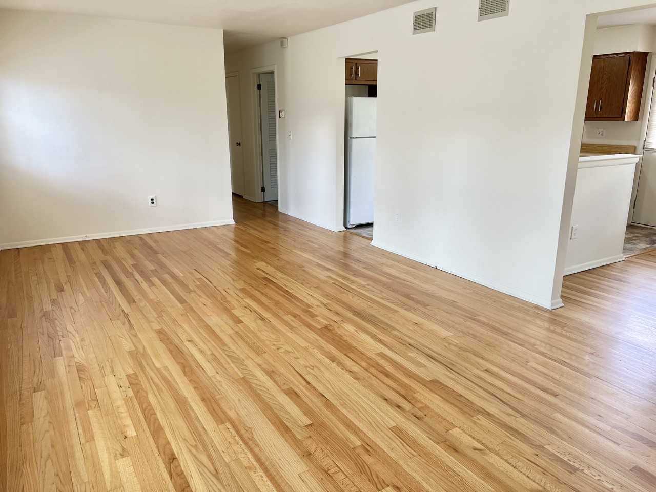 944 Longboat Ave #NA - Photo 3 of 15