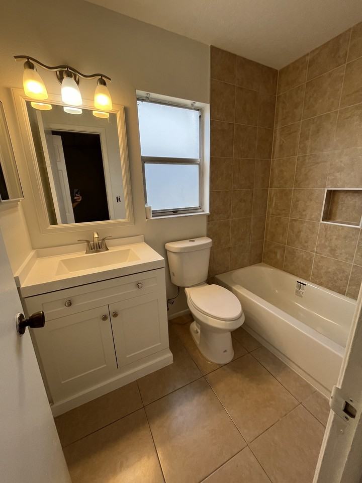 2920 Bradley Ct #2920 - Photo 5 of 20