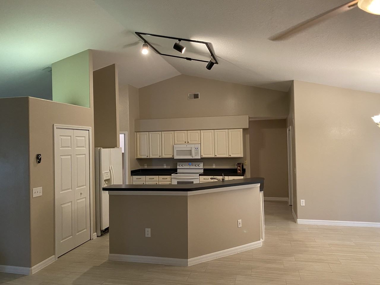 1663 Imperial Palm Dr #NA - Photo 7 of 18