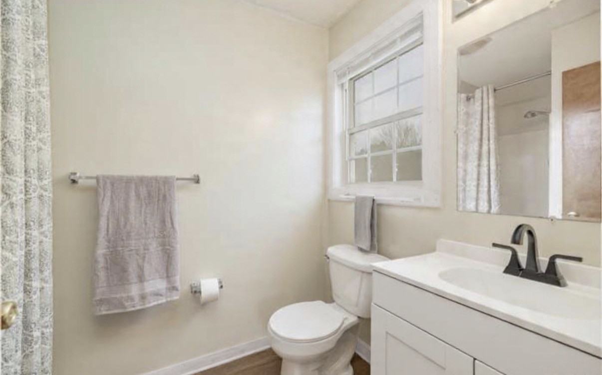 4465 Allen Rd #NA - Photo 6 of 7
