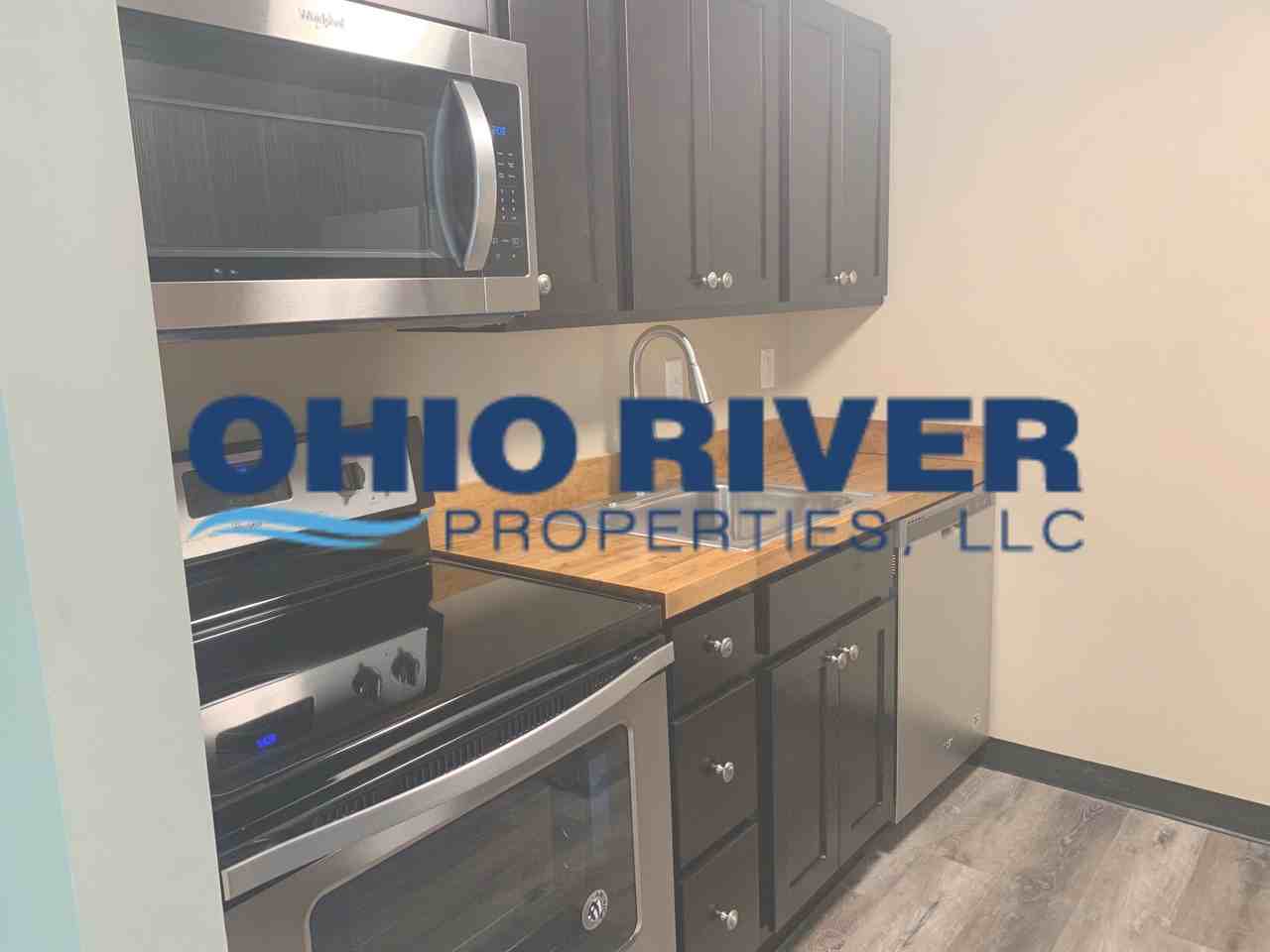 600 Northwood Ct #103 - Photo 3 of 11