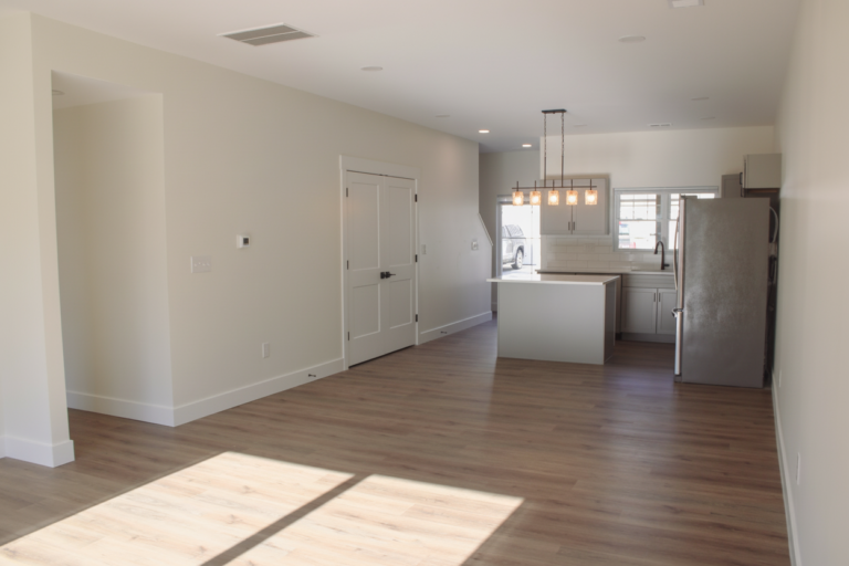 314 Greta Ct #2 - Photo 6 of 8