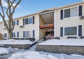 5 Steeplechase Ct #5 - Photo 1 of 1