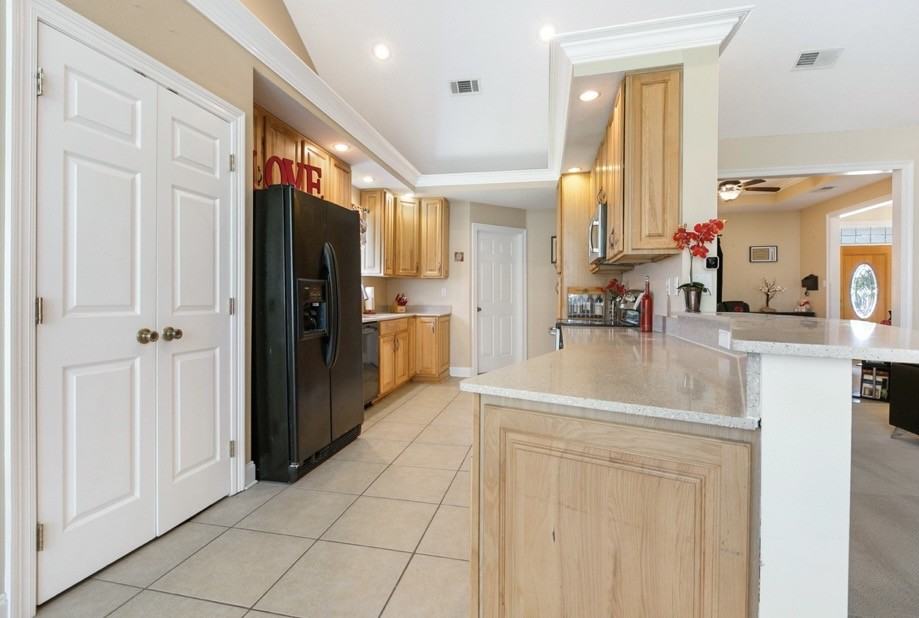 427 Moonraker Dr #NA - Photo 5 of 14