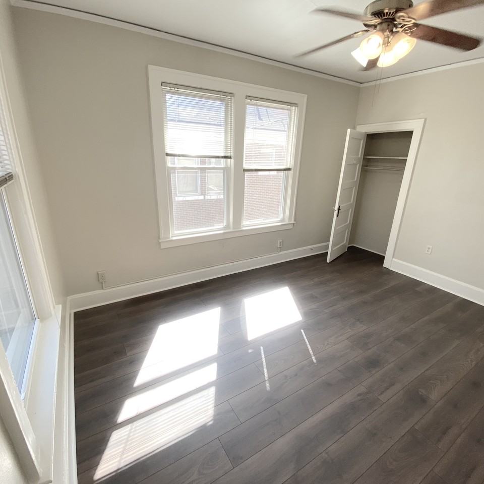 88 N Willett St #3 - Photo 7 of 20