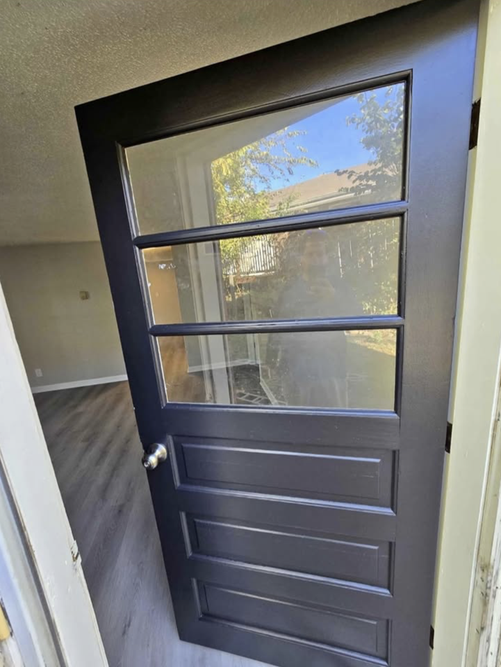 1116 Pine St #A - Photo 2 of 9