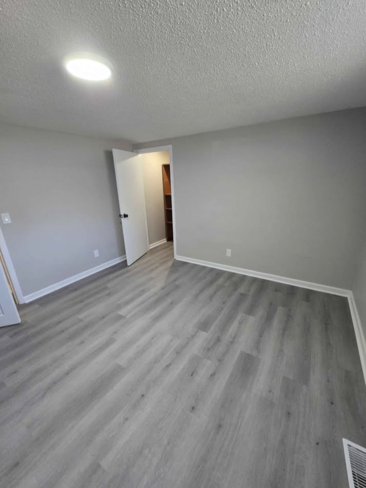 1116 Pine St #A - Photo 7 of 9