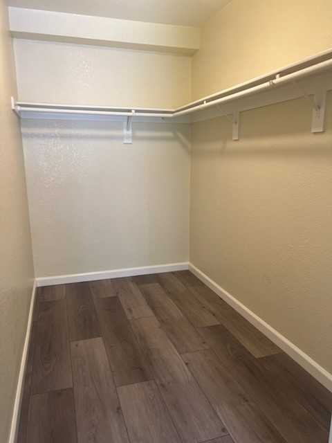 212 S Orange Ave #104 - Photo 4 of 9