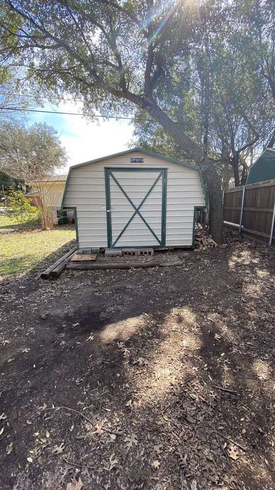 114 Garland Dr #NA - Photo 6 of 24