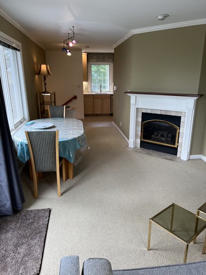 217 Middlefield Rd - Photo 5 of 23