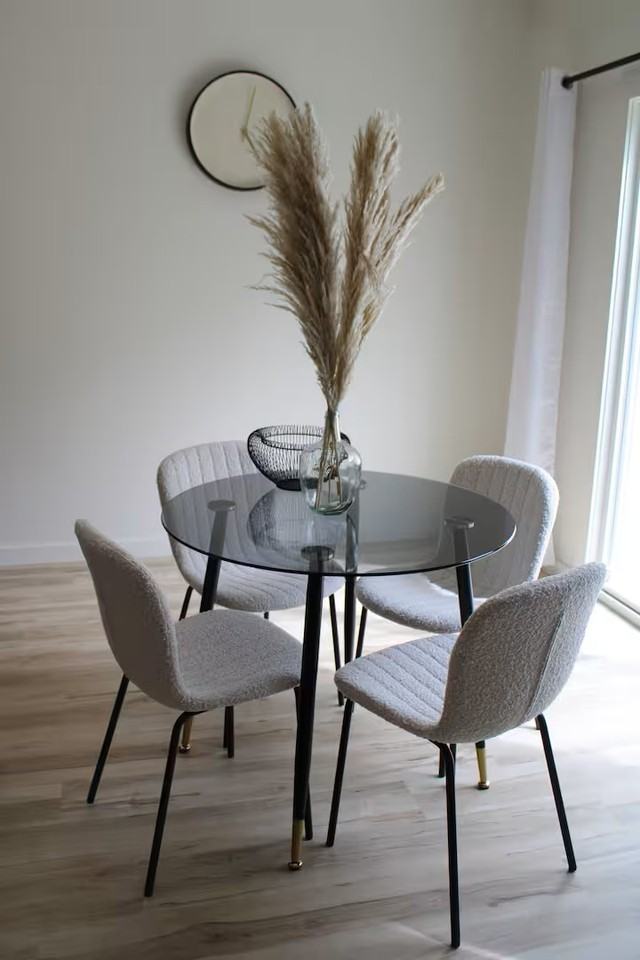 2455 Easton Ln #2455 - Photo 6 of 50