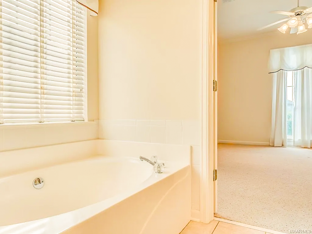 2112 Parkview Dr S #NA - Photo 7 of 21