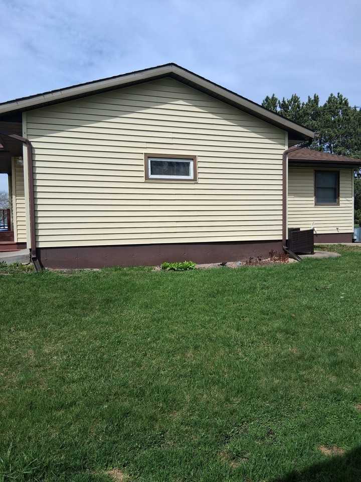 902 Goodman Ct N #NA - Photo 3 of 3