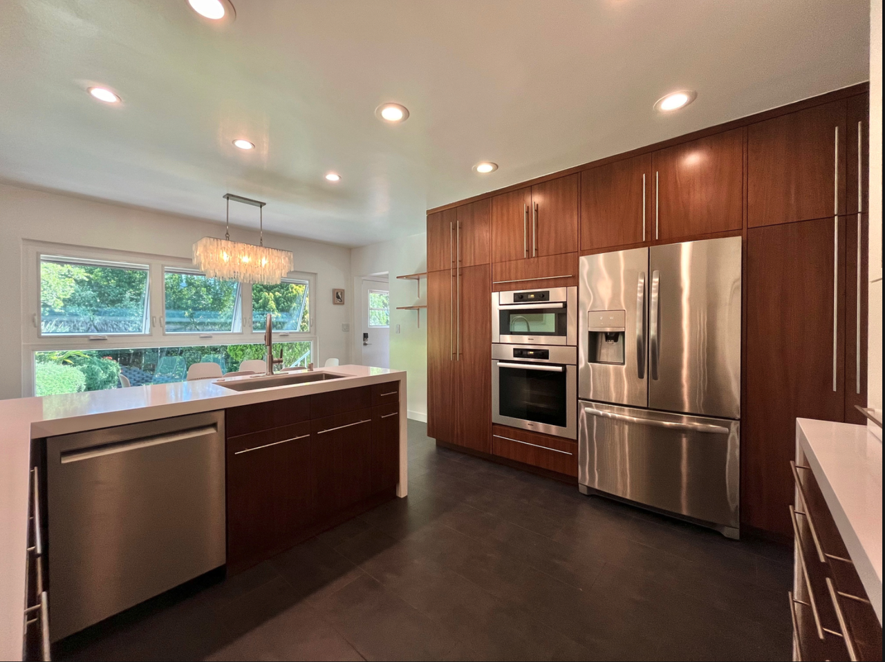 420 Tamarac Dr #NA - Photo 6 of 26