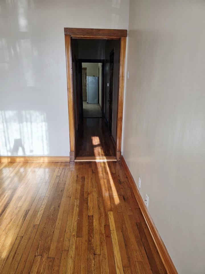 919 N Leavitt St #1F - Photo 5 of 18