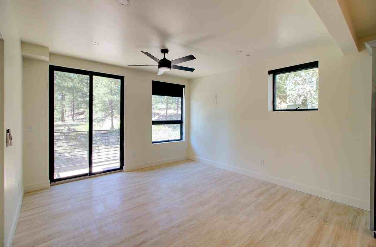 1246 E Jen Dr #101 - Photo 6 of 11