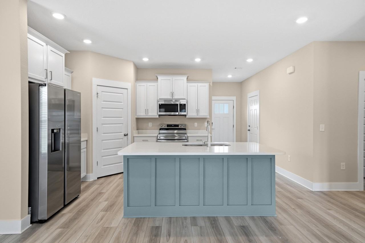 201 Lyla Ln #NA - Photo 2 of 10