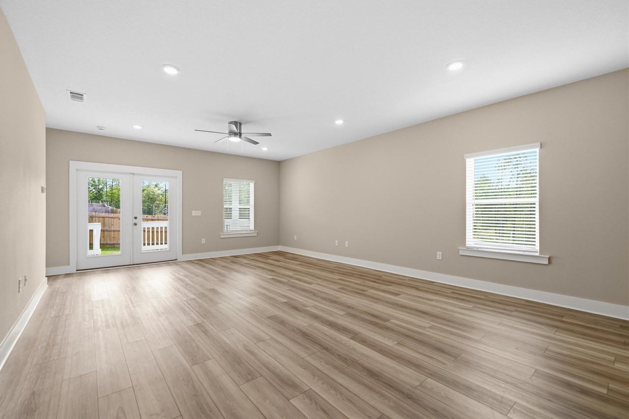 201 Lyla Ln #NA - Photo 6 of 10