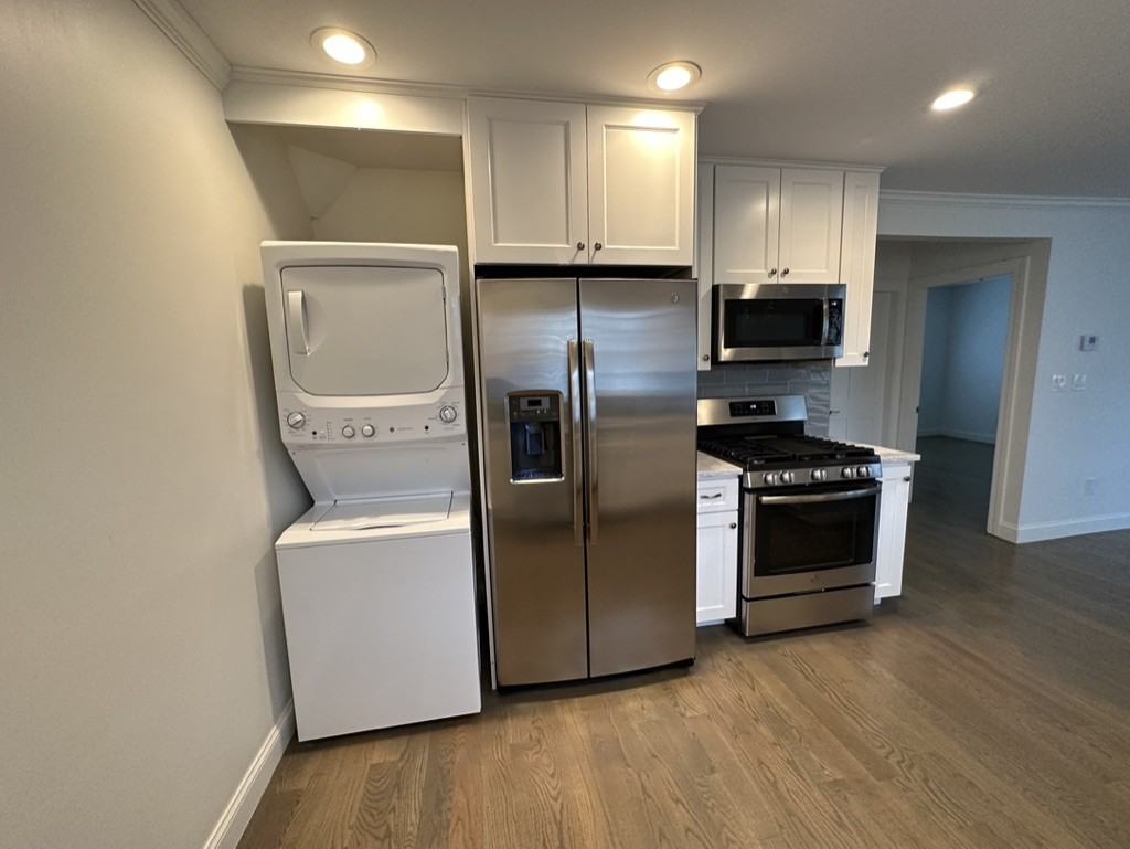 36 Springfield St #2 - Photo 7 of 16