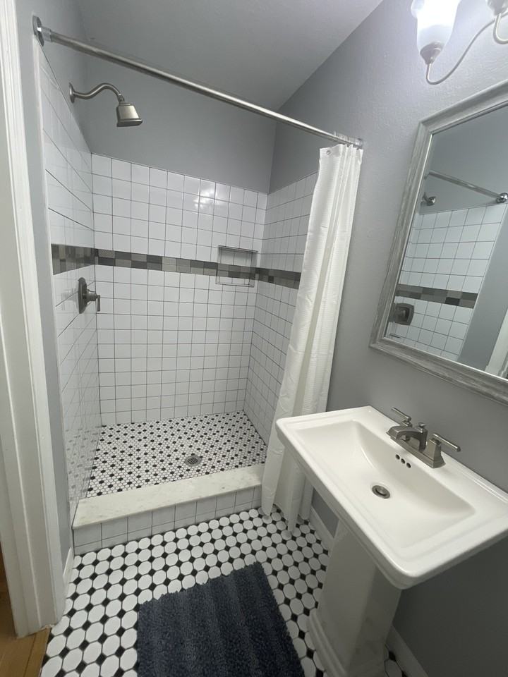 3106 W Cordelia St - Photo 7 of 8