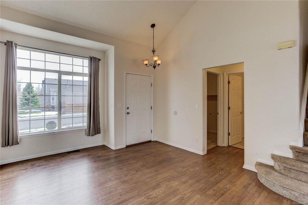 5501 S Yakima St #NA - Photo 3 of 28