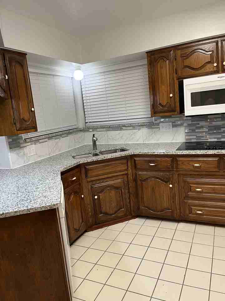 2304 Canyon Valley Trl #NA - Photo 3 of 29