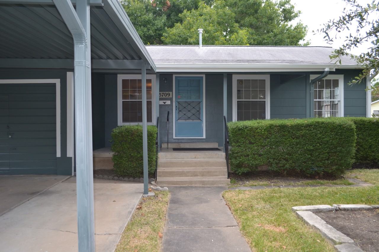 5709 Chesterfield Ave #NA - Photo 2 of 14