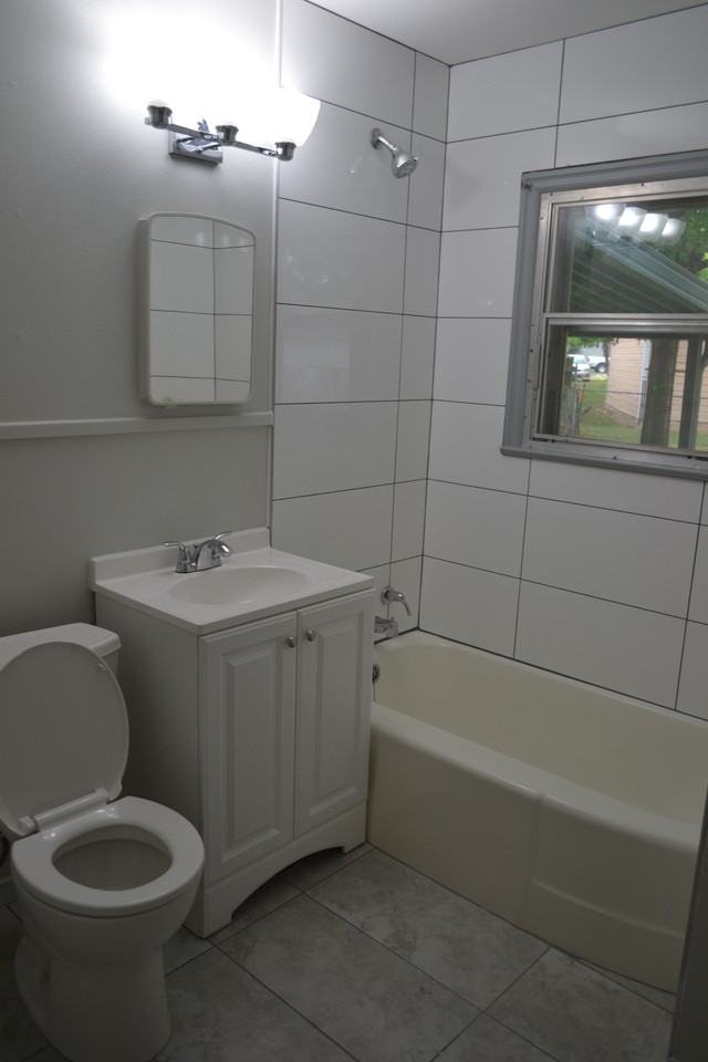 5709 Chesterfield Ave #NA - Photo 7 of 14