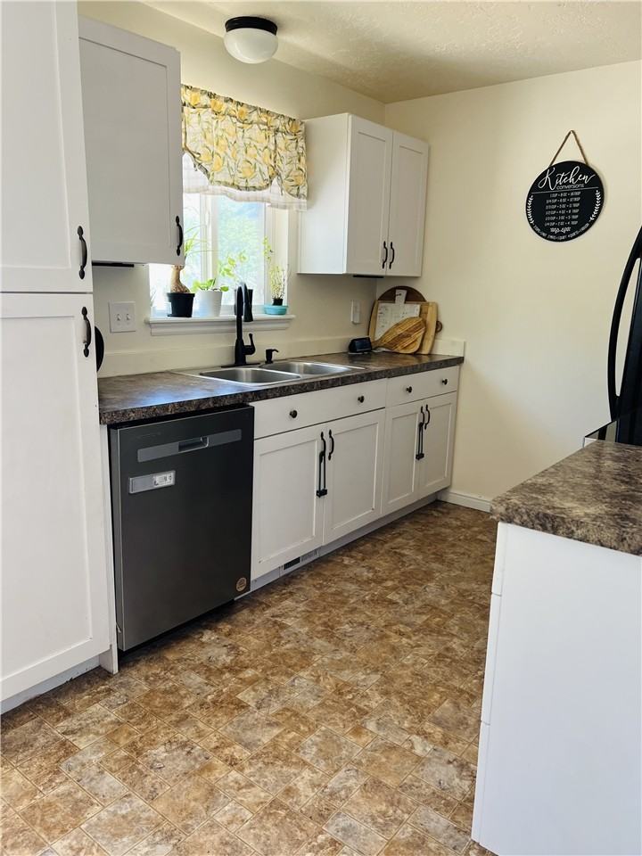 9446 S Antimony Cir - Photo 2 of 25