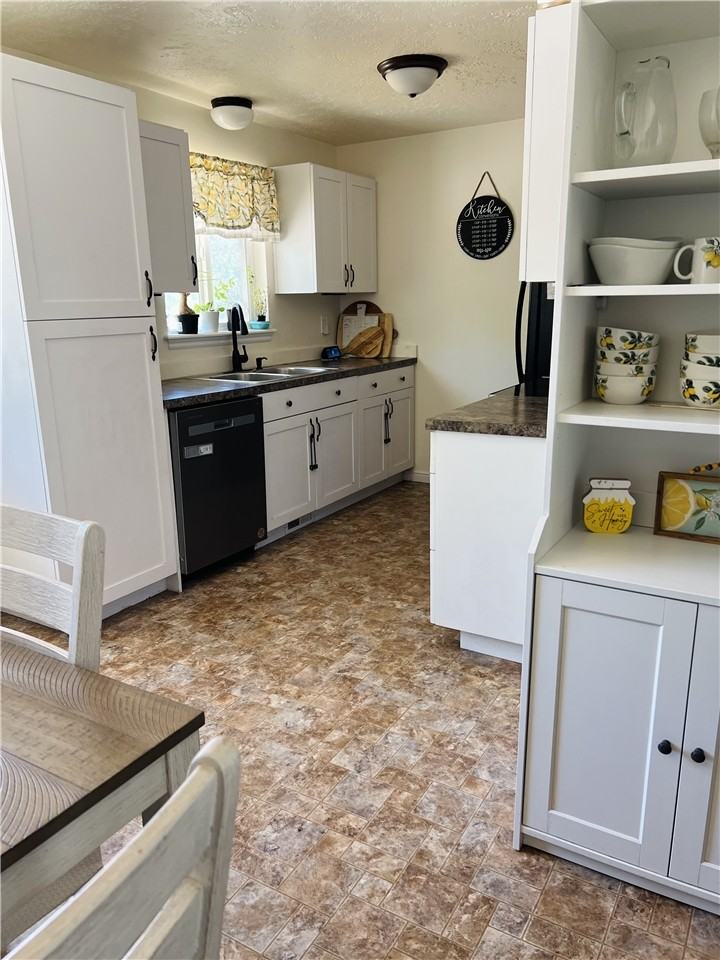 9446 S Antimony Cir - Photo 3 of 25