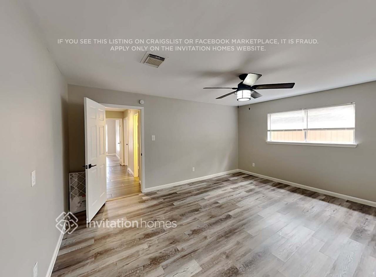 15607 Oldridge Dr - Photo 7 of 19