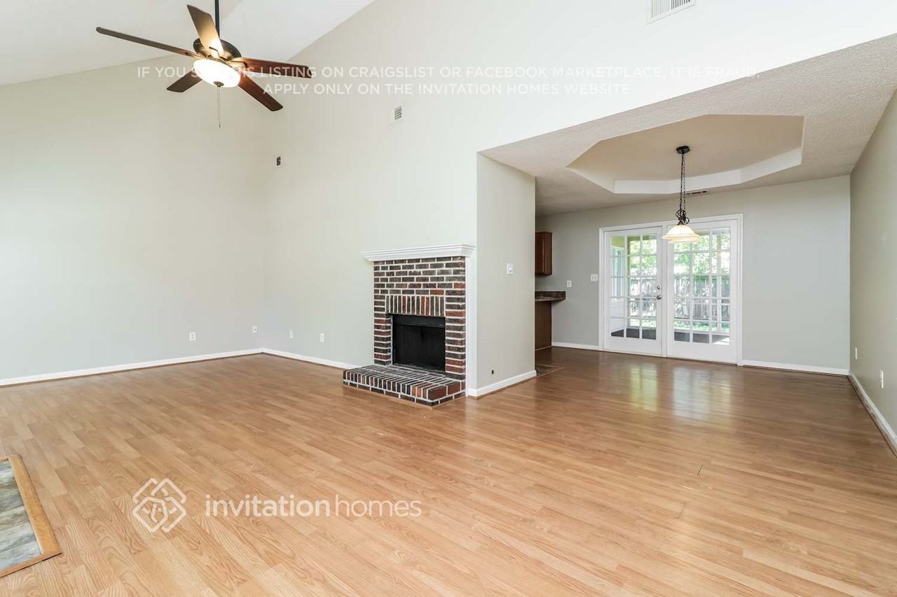 4116 Meadowlark Ct - Photo 4 of 17