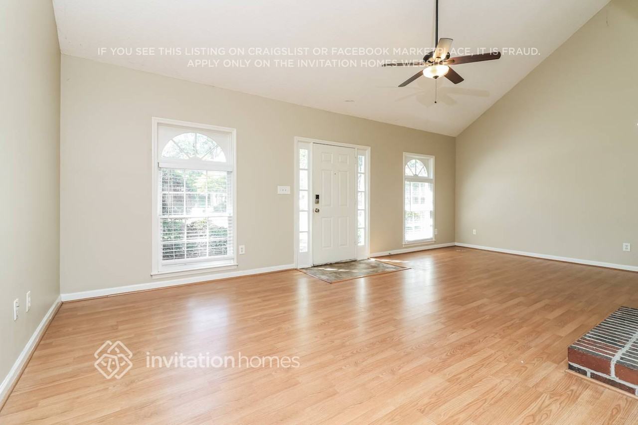 4116 Meadowlark Ct - Photo 5 of 17