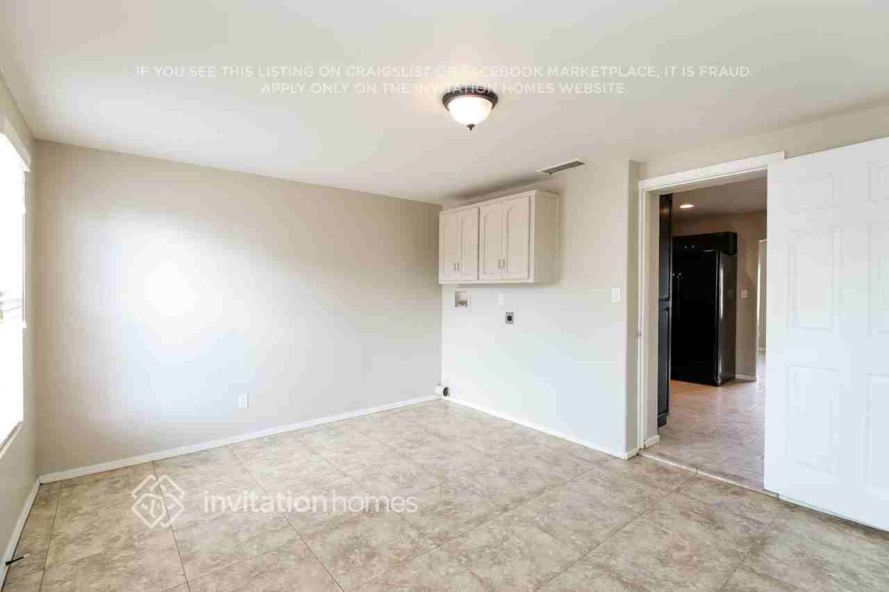 525 W 6th Dr - Photo 6 of 22