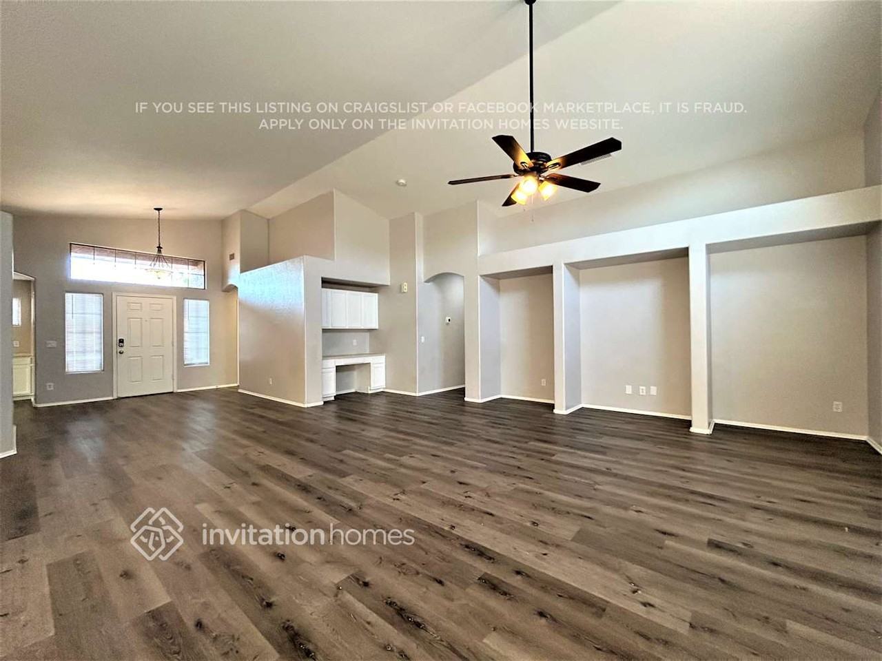 8524 W Chickasaw St - Photo 2 of 14