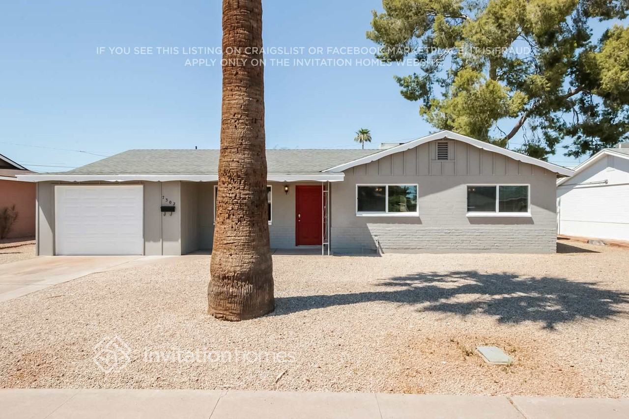 7302 E Fillmore St - Photo 2 of 21