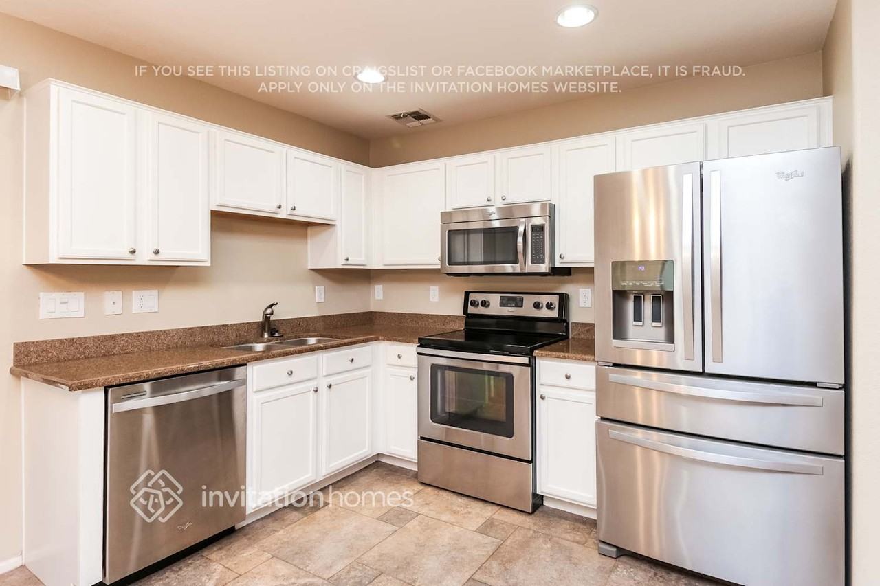 4171 E Tanzanite Ln - Photo 6 of 19