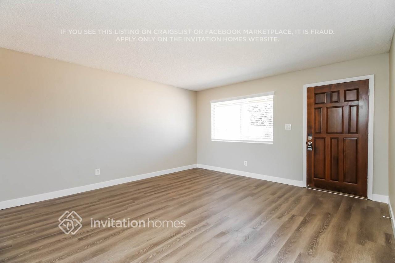 1205 W El Alba Way - Photo 5 of 17