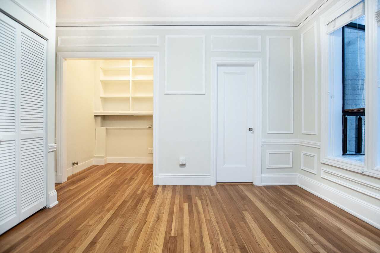 655 Powell - Photo 2 of 31