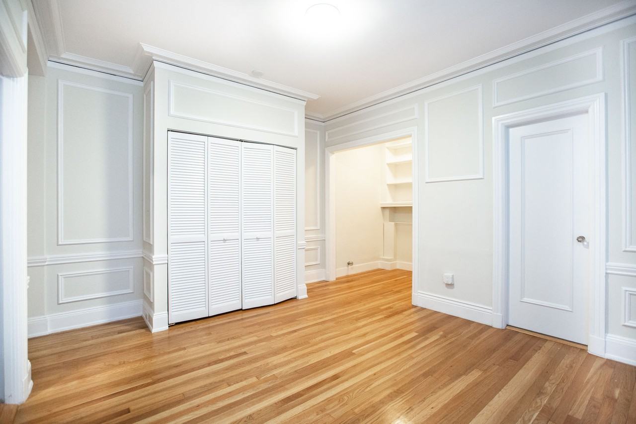 655 Powell - Photo 7 of 31