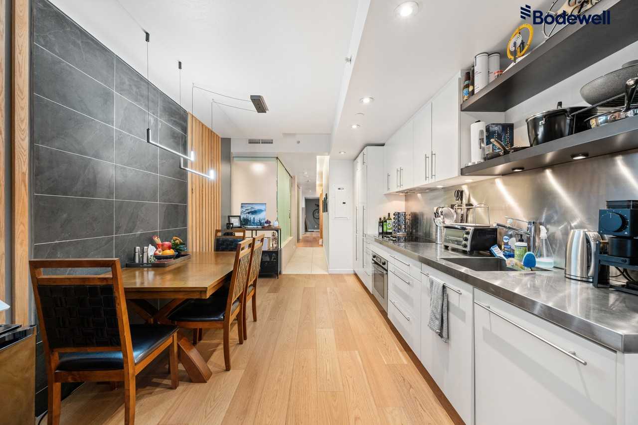 Terminus - Photo 7 of 20