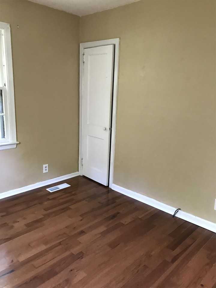 2315 Greenfield Ln #1 - Photo 4 of 15