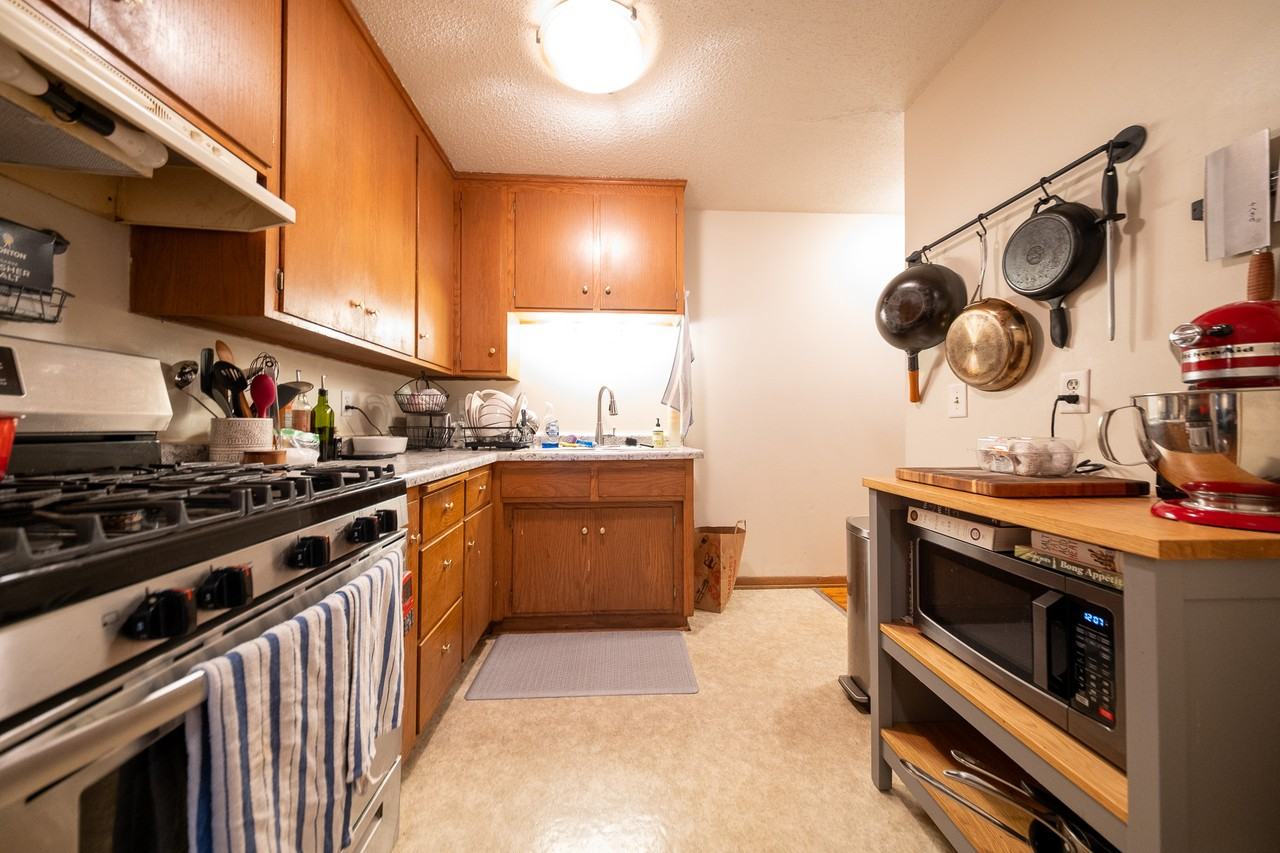 3235 39th Ave S #1 - Photo 4 of 26