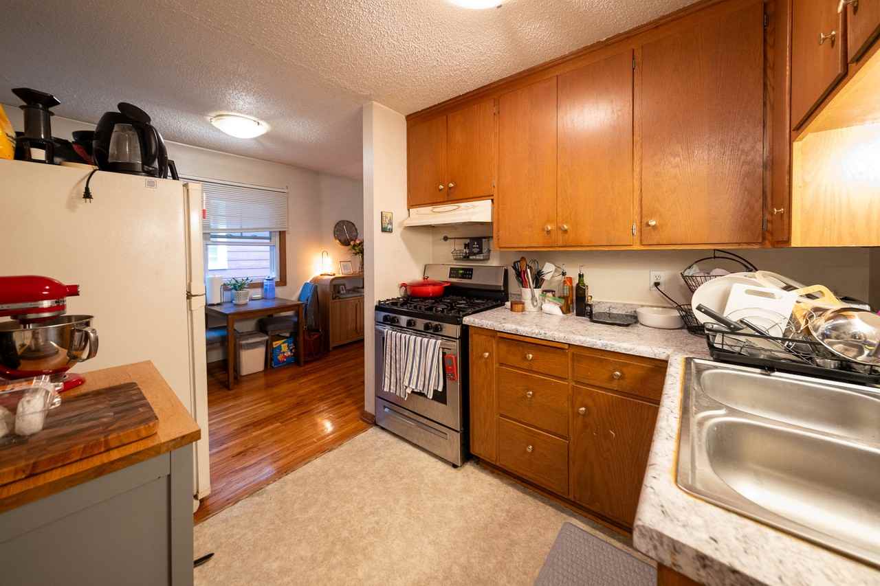 3235 39th Ave S #1 - Photo 5 of 26