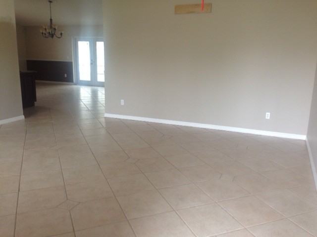 11813 Crockett Ct #1 - Photo 3 of 18