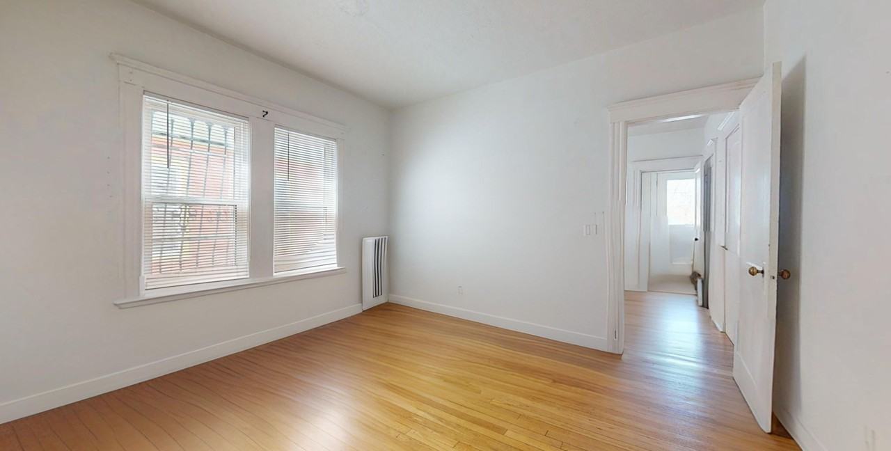 95 Jamaica St #1 - Photo 6 of 14